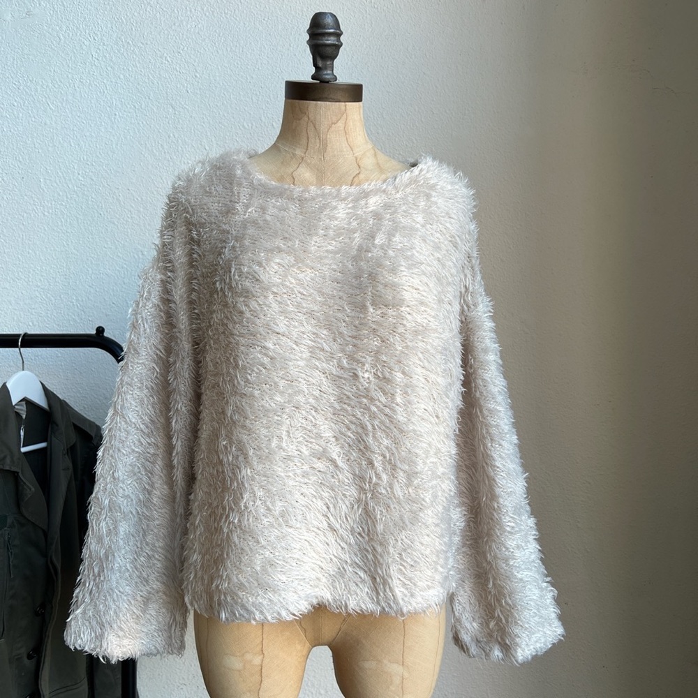 ZARA TEDDY SWEATER